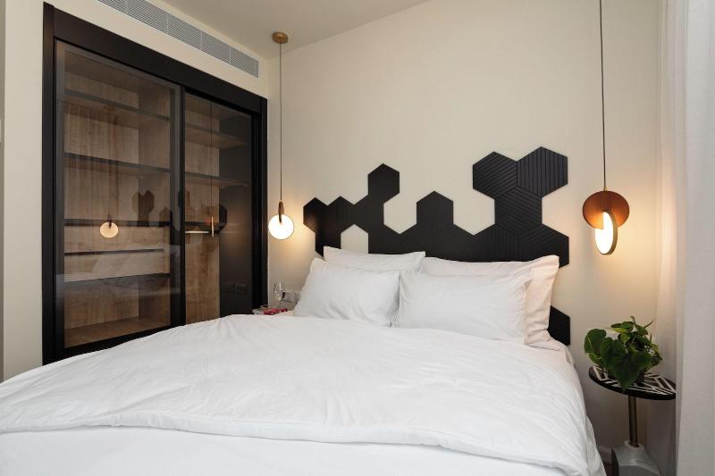 De Sheinkin Suites image