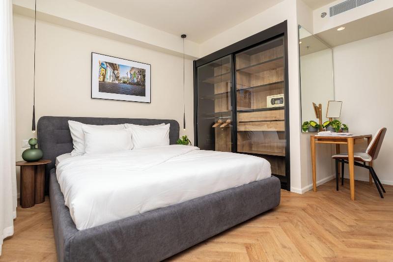 De Sheinkin Suites image