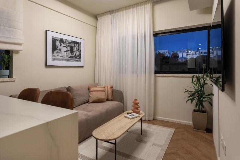 De Sheinkin Suites image