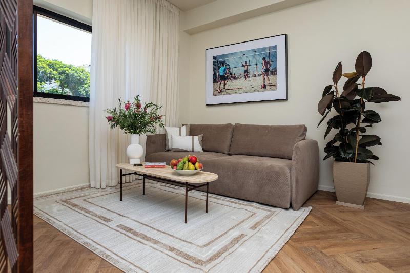 De Sheinkin Suites image