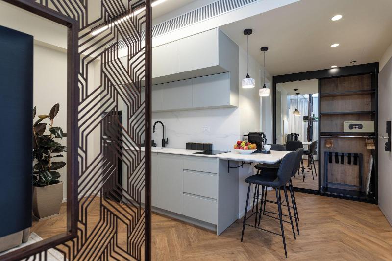 De Sheinkin Suites image