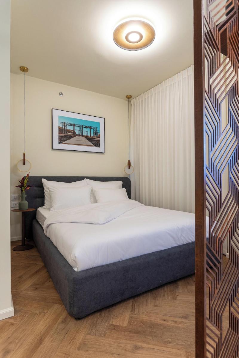 De Sheinkin Suites image