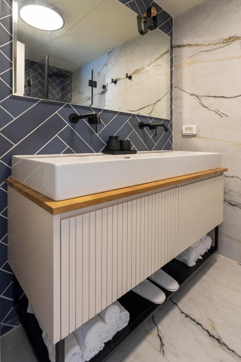 De Sheinkin Suites image