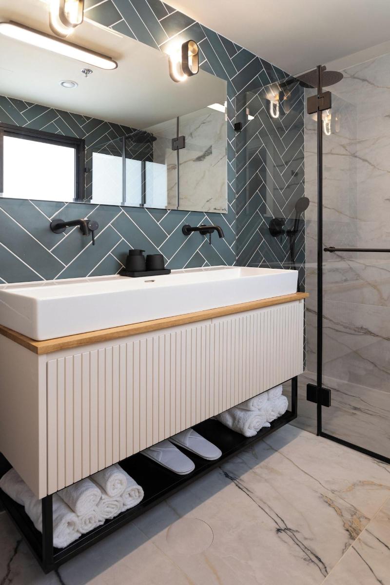 De Sheinkin Suites image