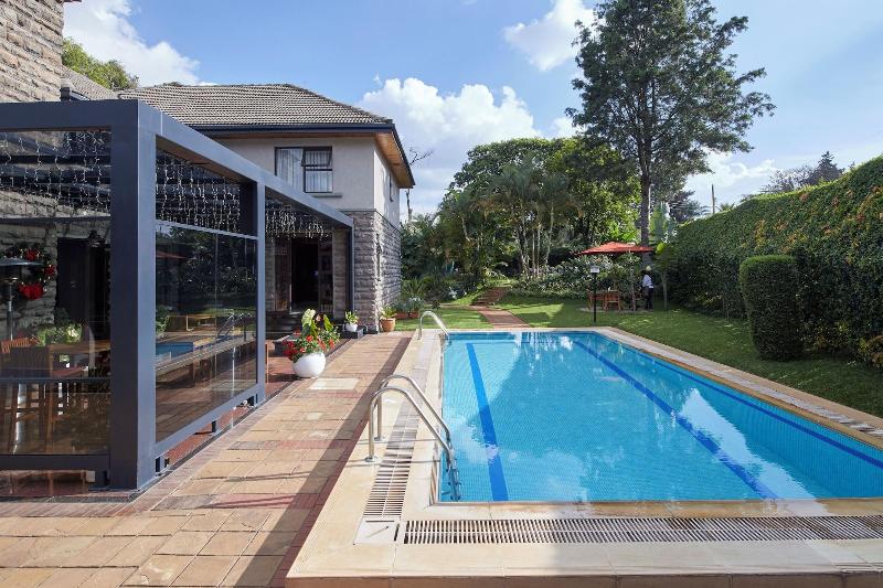Deerpark Luxury Stays image
