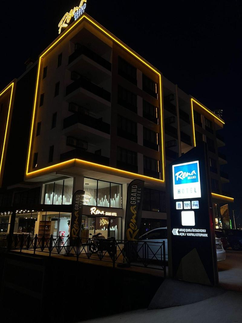 Rena Grand Residence Suite