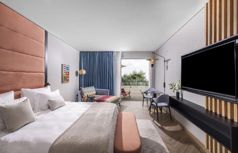 Almond Hotel image