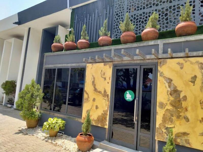 Safis Suites image
