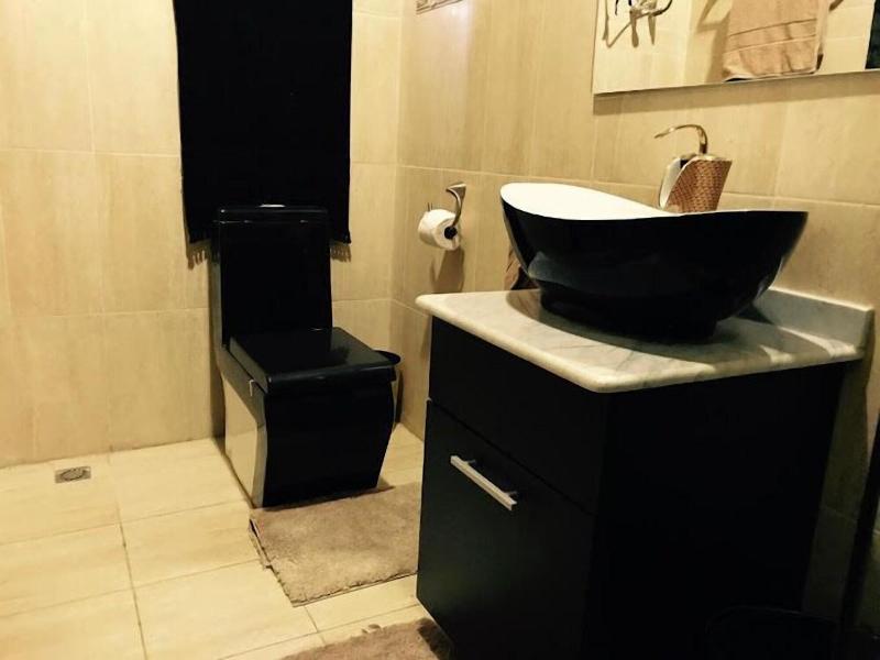 Safis Suites image