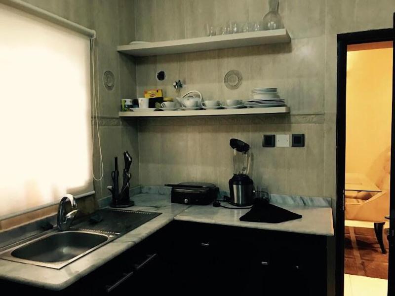 Safis Suites image