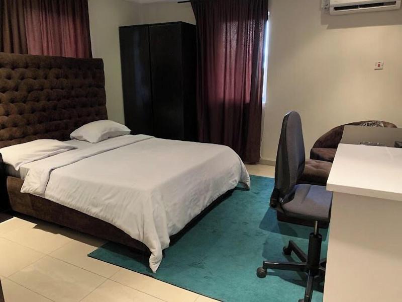 Safis Suites image