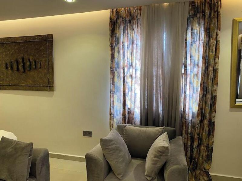 Safis Suites image