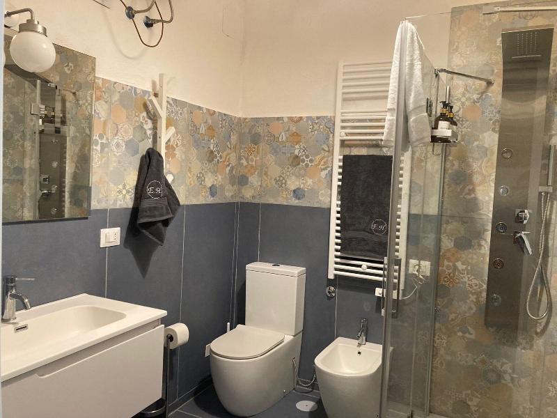 Evaref House image