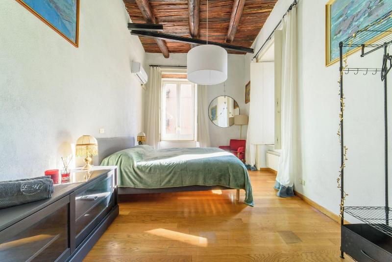 Evaref House image