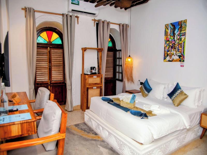 Bellissimo Boutique Hotel image