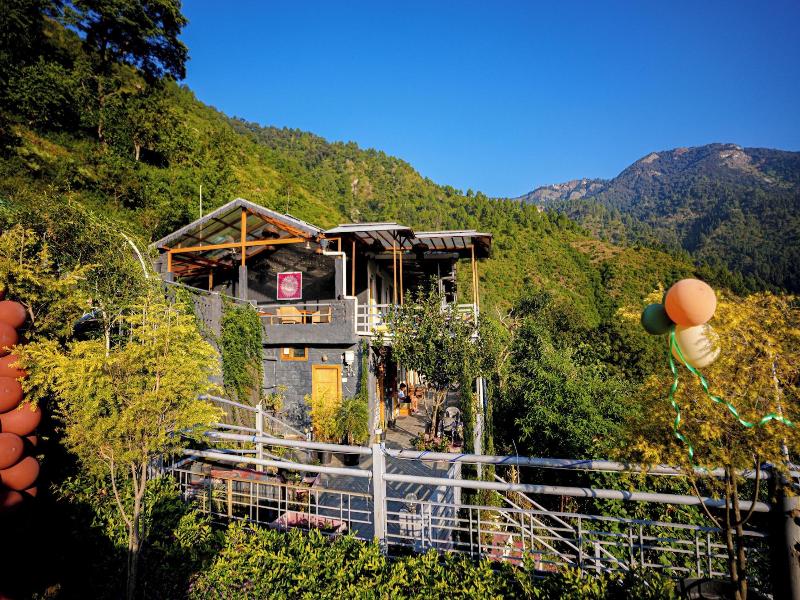 Valtara Resort image