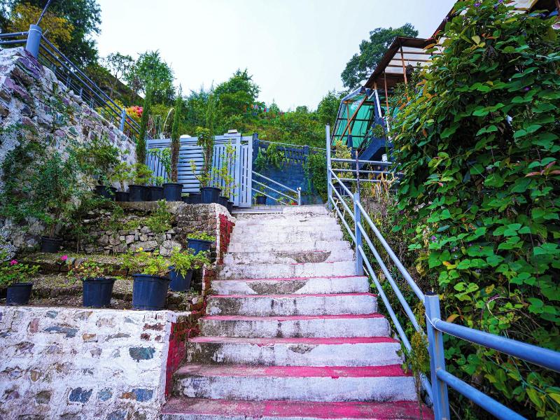 Valtara Resort image