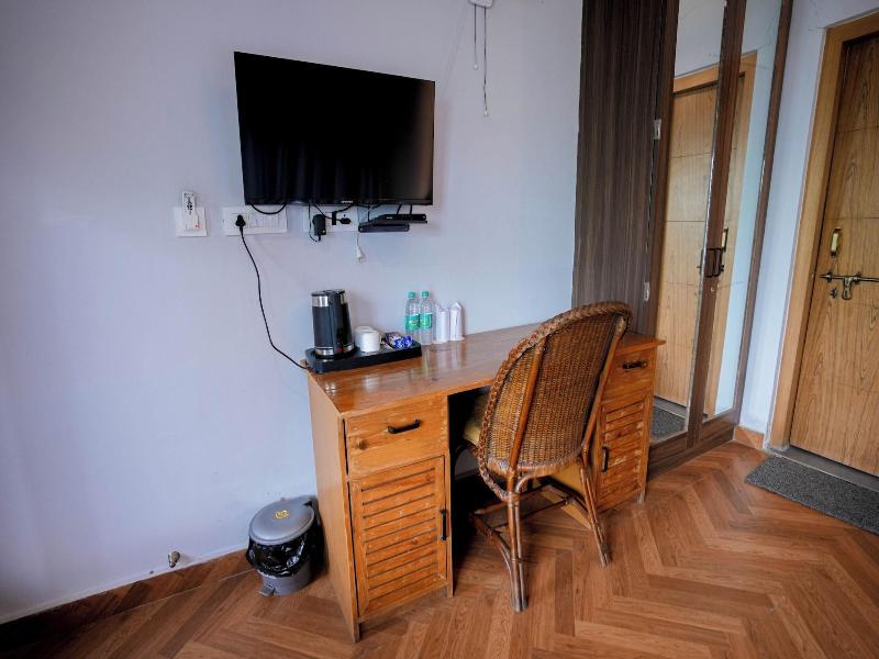 Valtara Resort image