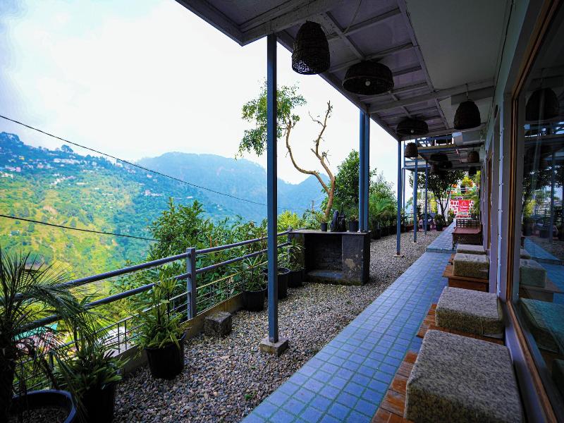 Valtara Resort image