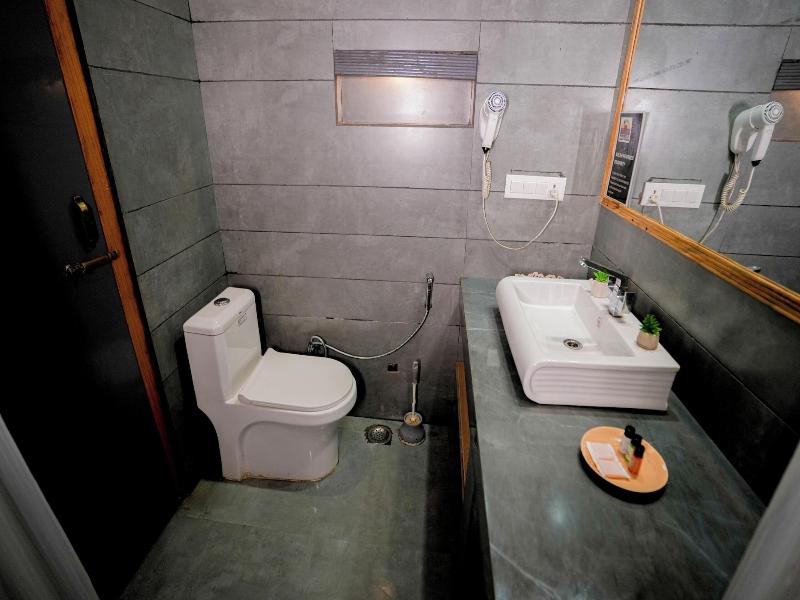 Valtara Resort image