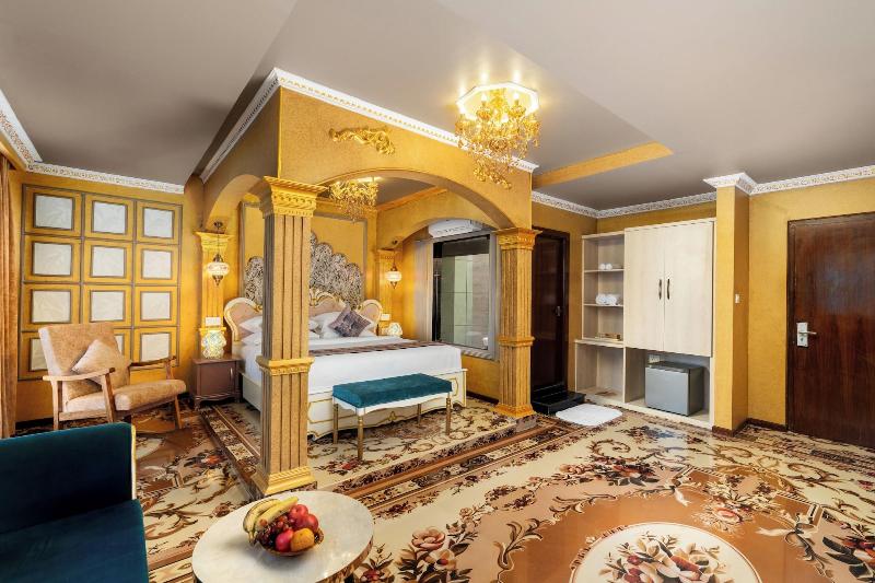 Hotel G Ramayana image