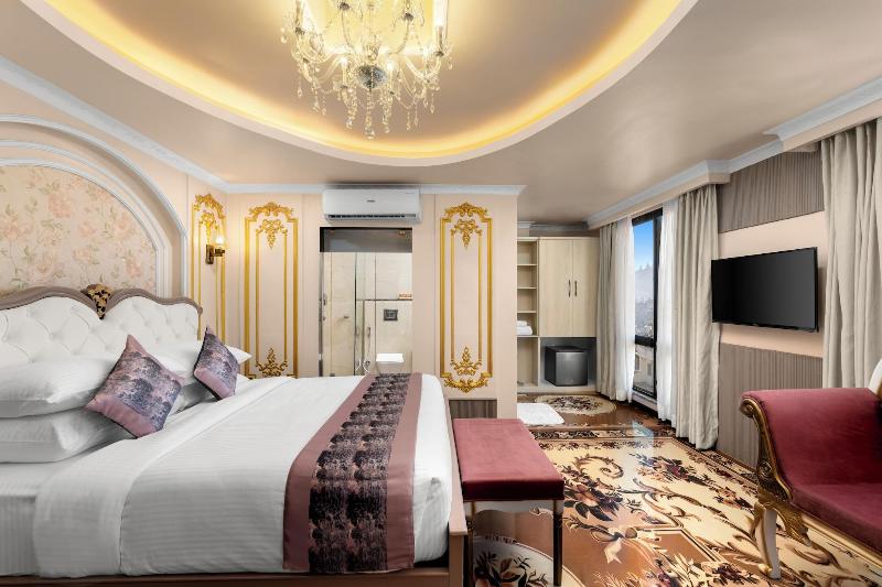 Hotel G Ramayana image