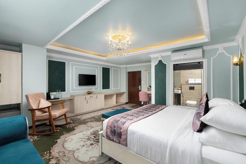 Hotel G Ramayana image