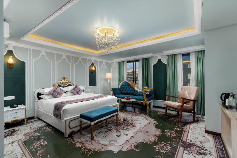 Hotel G Ramayana image