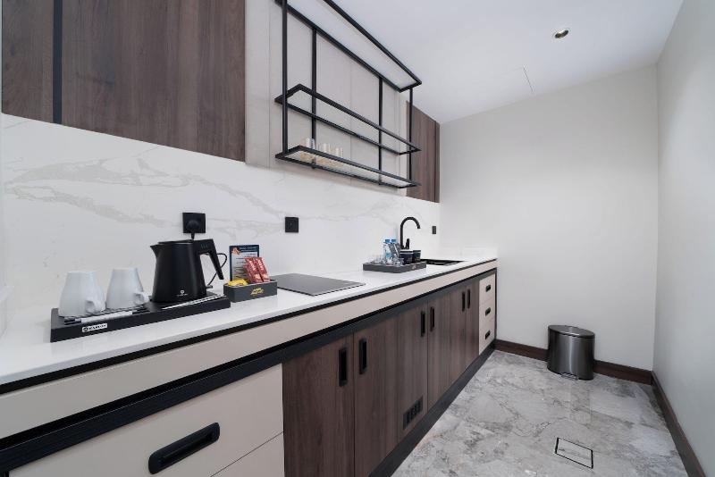 House Express image
