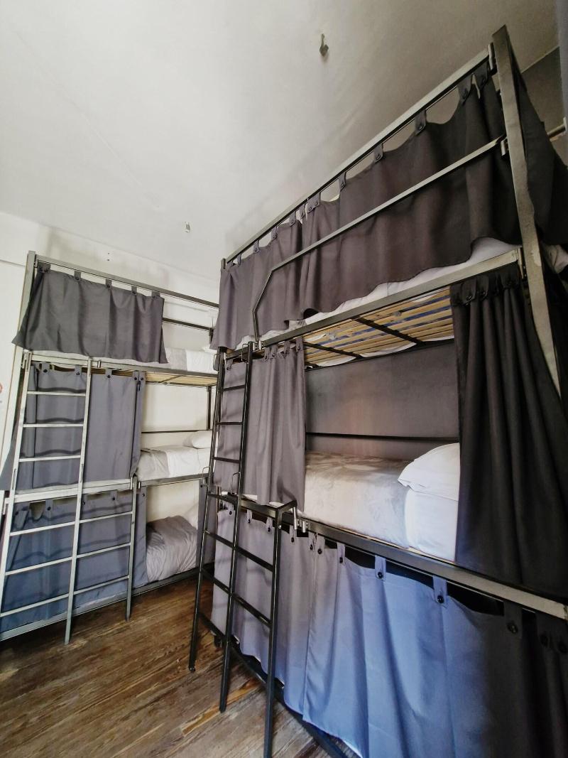 Hostel Why Not Nva image