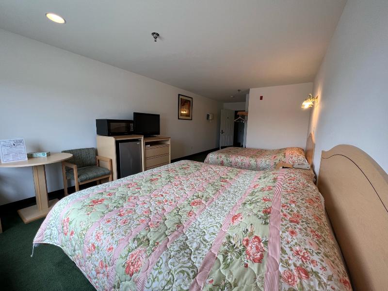Red Bud Country Inn image 2