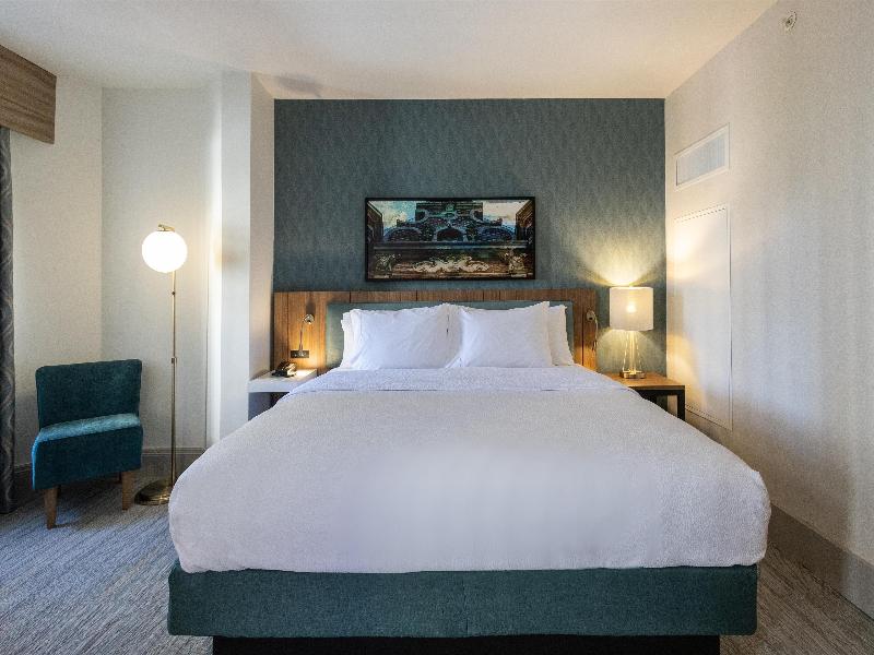 Hilton Garden Inn Dayton Downtown image