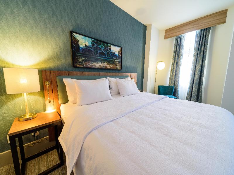 Hilton Garden Inn Dayton Downtown image
