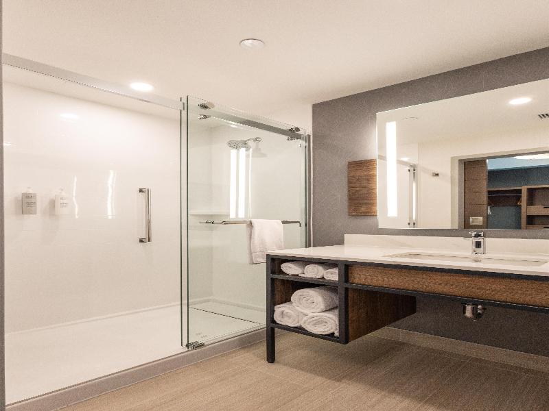 Hilton Garden Inn Dayton Downtown image