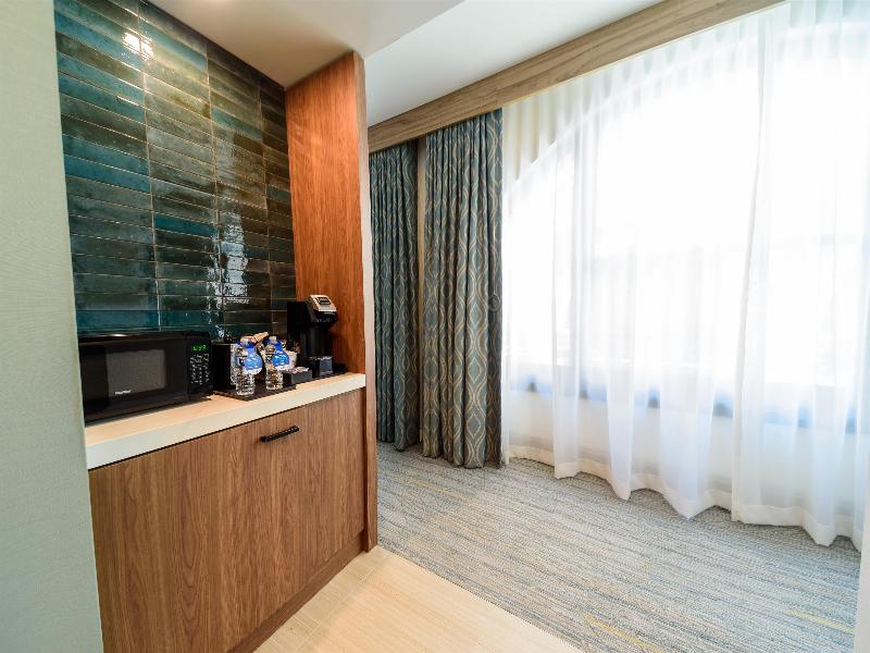 Hilton Garden Inn Dayton Downtown image