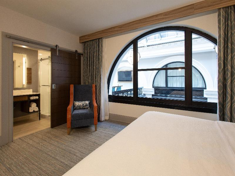Hilton Garden Inn Dayton Downtown image
