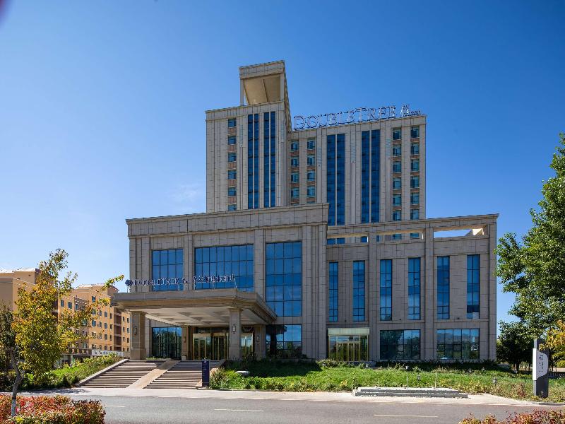 DoubleTree by Hilton Altay Fuyun image