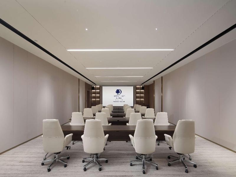 DoubleTree by Hilton Altay Fuyun image