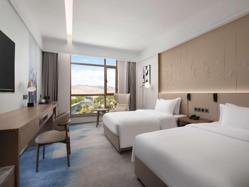 DoubleTree by Hilton Altay Fuyun image
