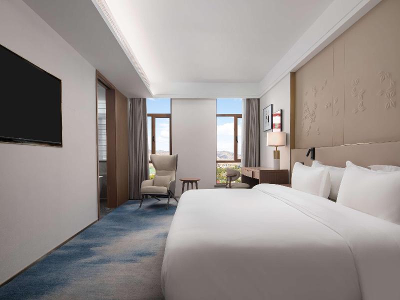 DoubleTree by Hilton Altay Fuyun image