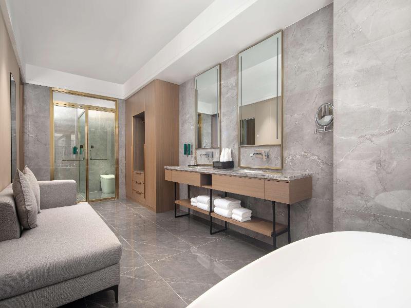 DoubleTree by Hilton Altay Fuyun image