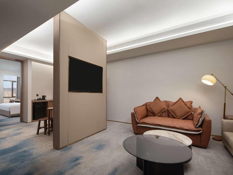 DoubleTree by Hilton Altay Fuyun image