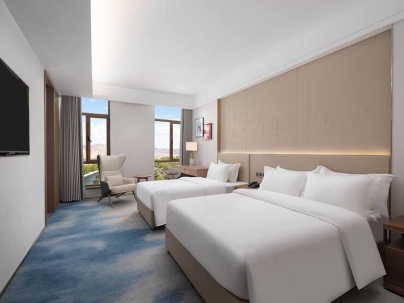 DoubleTree by Hilton Altay Fuyun image