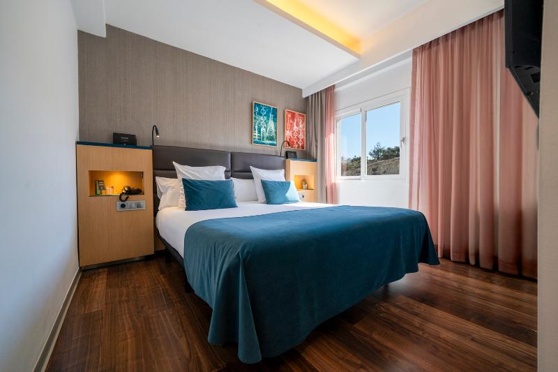 Ocean Drive Ibiza image