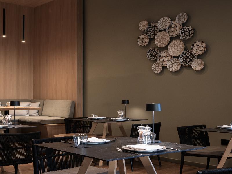 Anemi Hotel & Suites image