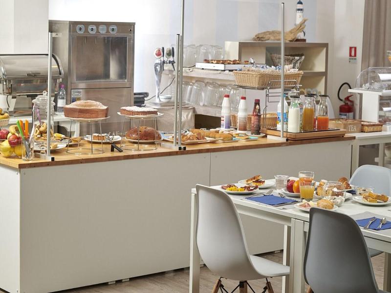 Hotel Arlecchino image