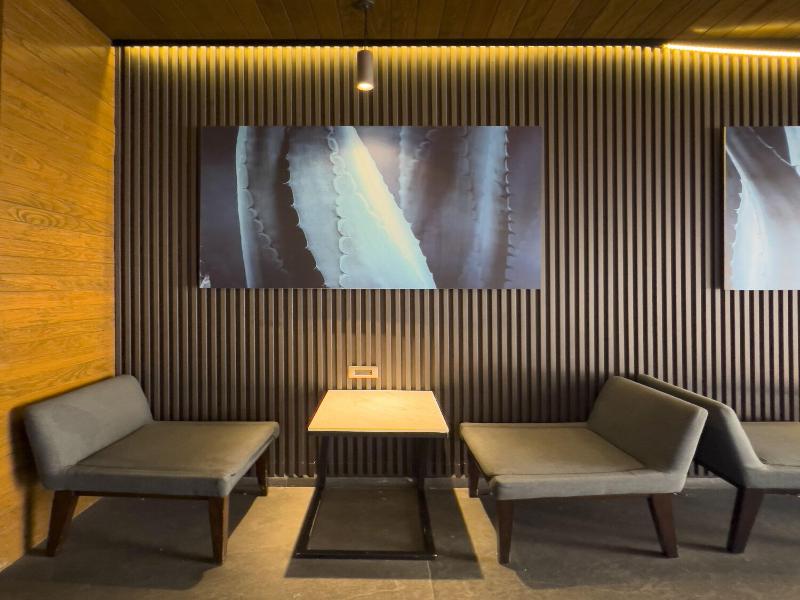 Hotel Principal image