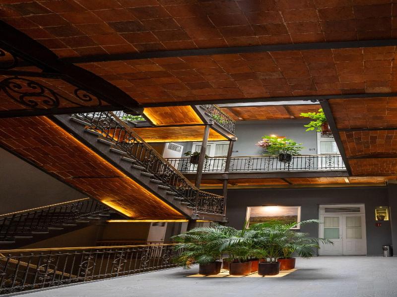 Hotel Principal image