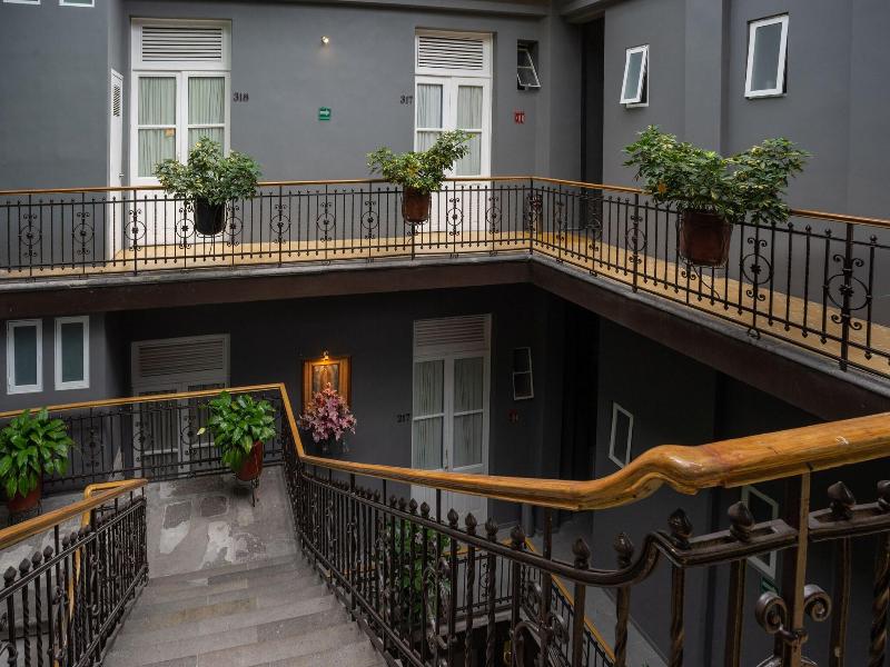 Hotel Principal image