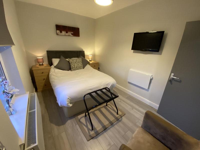 The Fordham Inn image